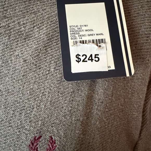 Fred Perry Gray Buttoned Top - Picture 3 of 5